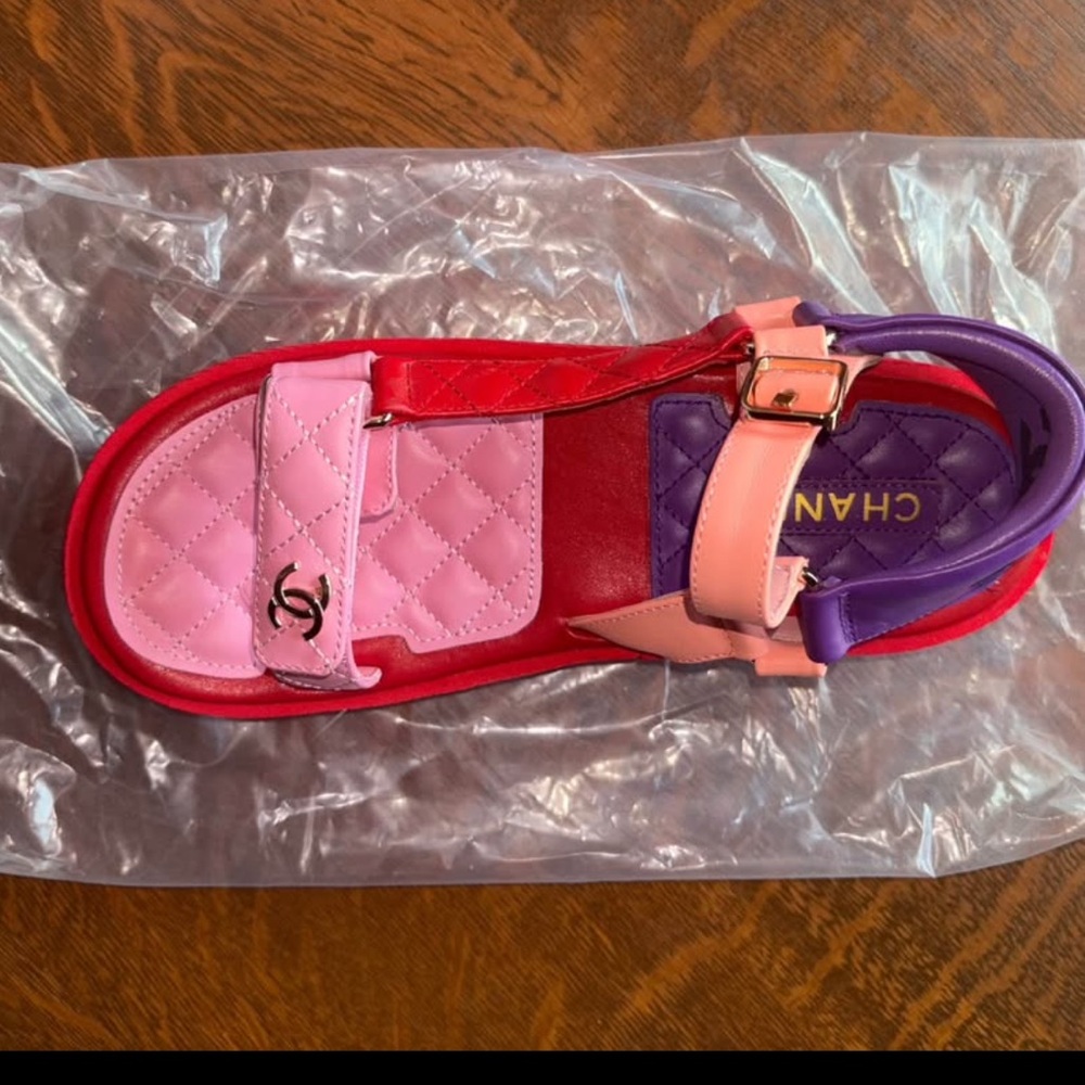 CHANEL Colorful Sandals in Pink, Red, and Purple… - Picture 7 of 9